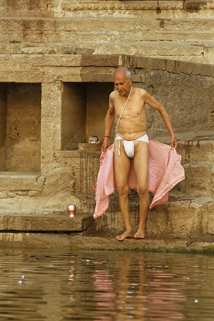 Varasani-Promenade sur le Gange-107